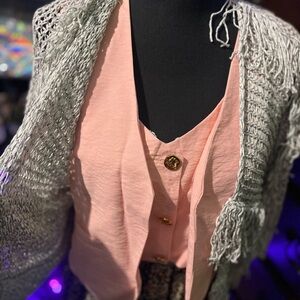 #743-(M) NWT-INC international tan open Fringe Sweater